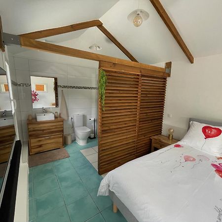 Bungalow "Doussin' Kreyol", Au Calme A 150M De La Plage Grande Anse Extérieur photo