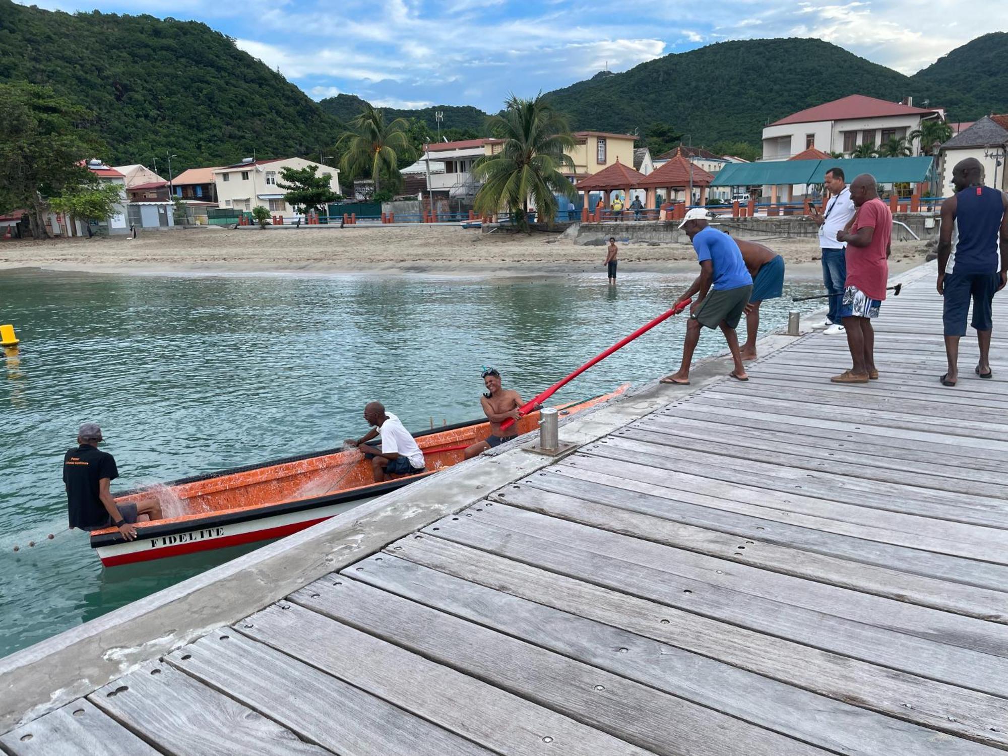 Bungalow "Doussin' Kreyol", Au Calme A 150M De La Plage Grande Anse Extérieur photo